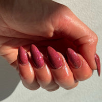 Mysterious Goddess Metallic DIPD powder on natural almond nails usomg DIPD Pro Liquids