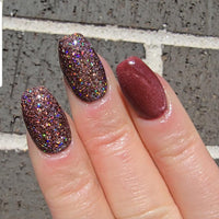 Velvet Romance cat eye dip powder colour on natural nails with the Velvet Ember glitter using DIPD Nails Australia