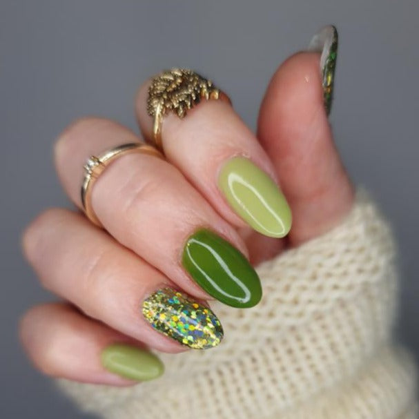 Pistachio Nail💅🟢 | Gallery posted by cocotte_nail | Lemon8
